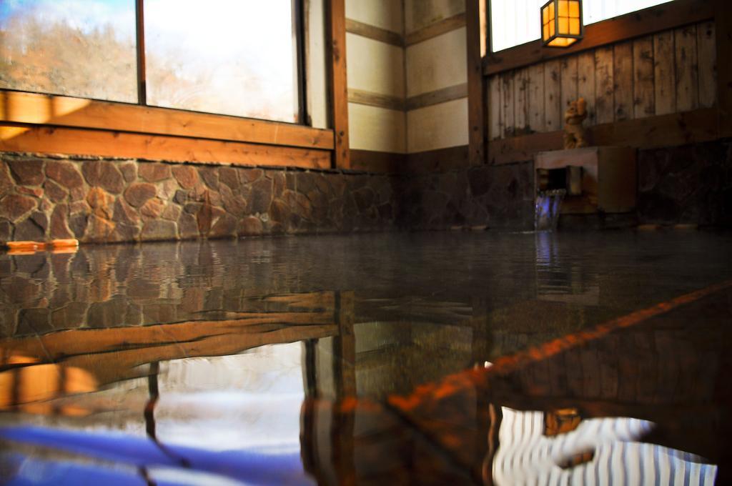 Kaikake Onsen Hotel Yuzawa  Exterior photo